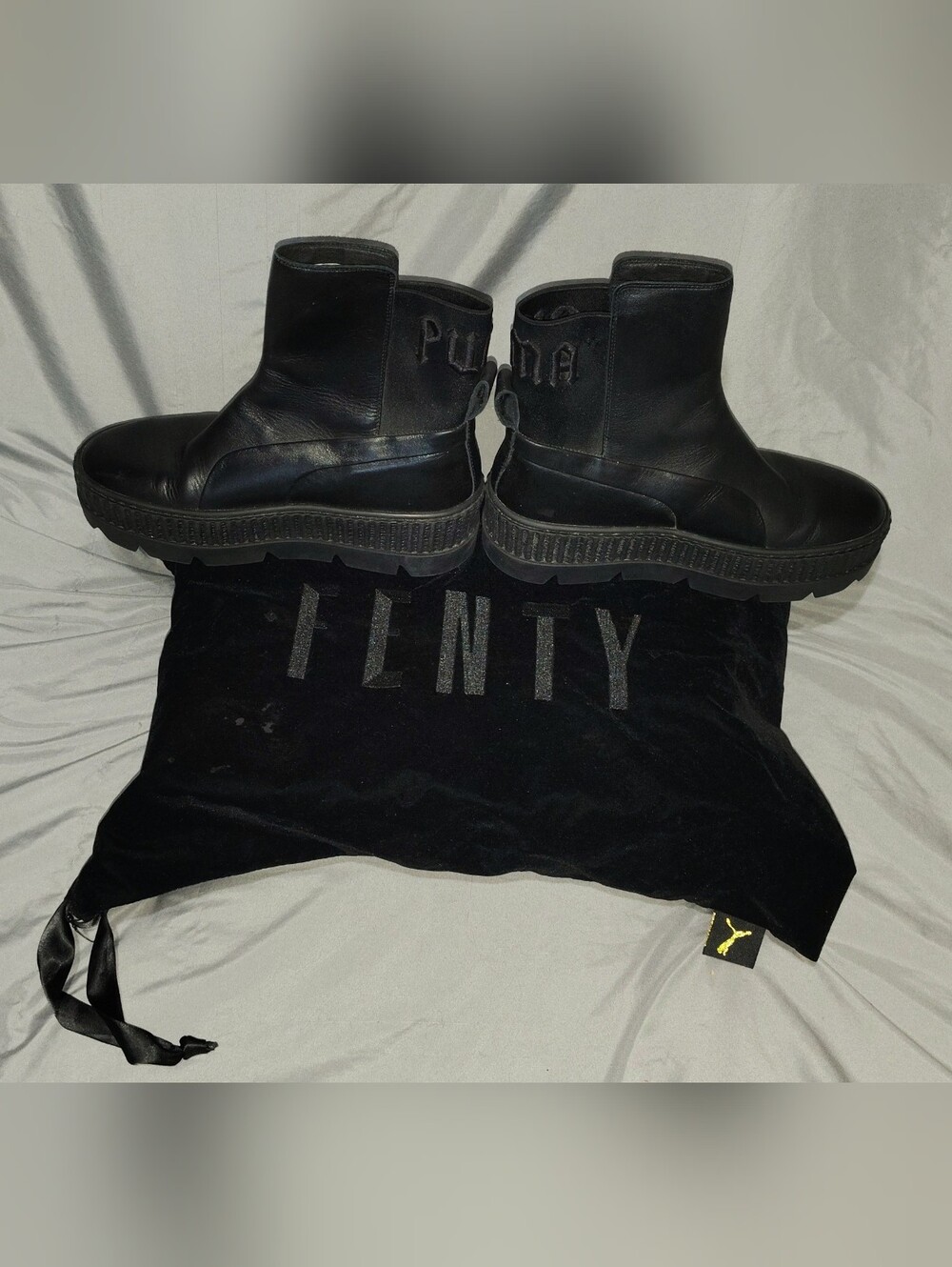 Puma x Fenty by Rihanna Chelsea Sneaker Boot 8.5 (Fits 8) With Storage Bag - Picture 4 of 14